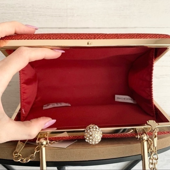 Alessia Red and Gold Bejeweled Closure Clutch Bag - Picture 5 of 12